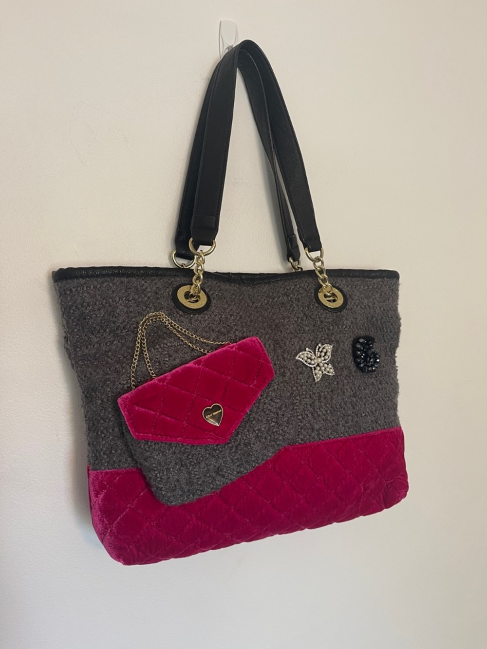 Betsey Johnson "Trendy Shopper" Gray and Fuchsia Two-Tone Quilted Tote Bag
